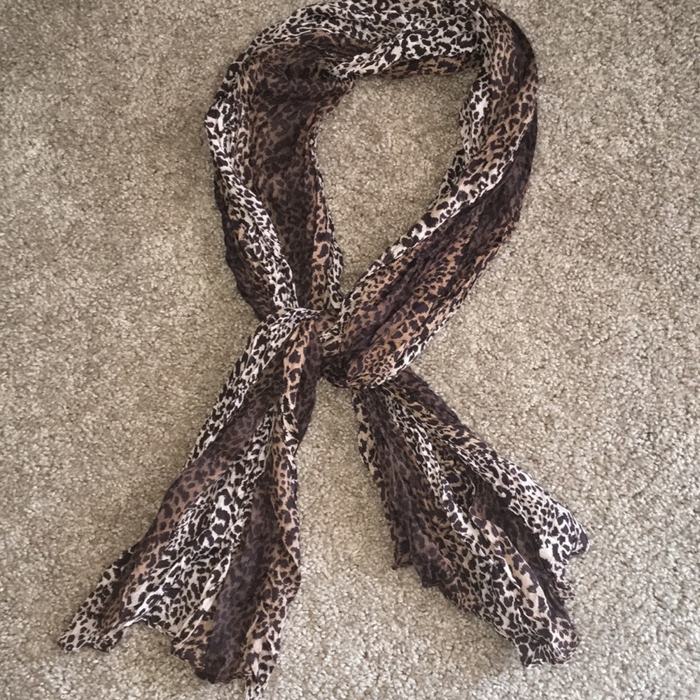 Leopard Print Ladies Fashion Scarf